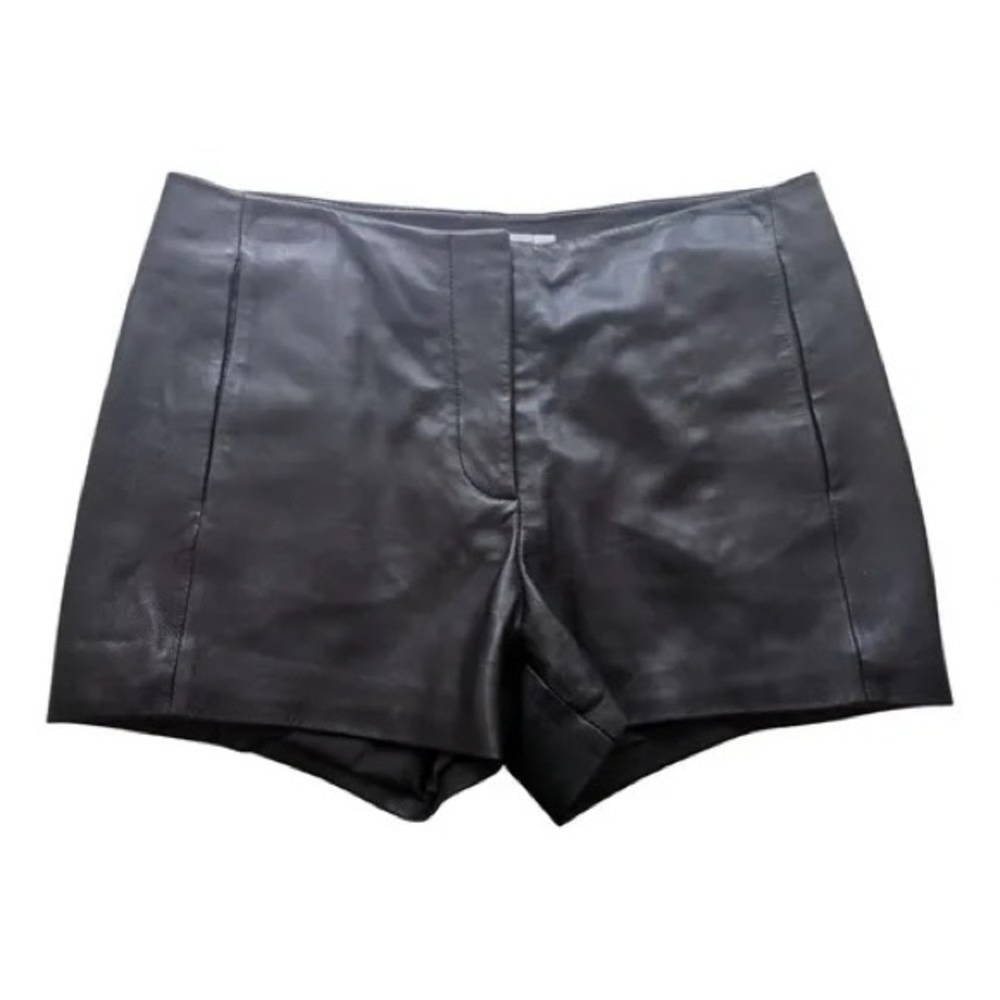 T by Alexander Wang
Leather mini short
Very good condition
Black, Leather